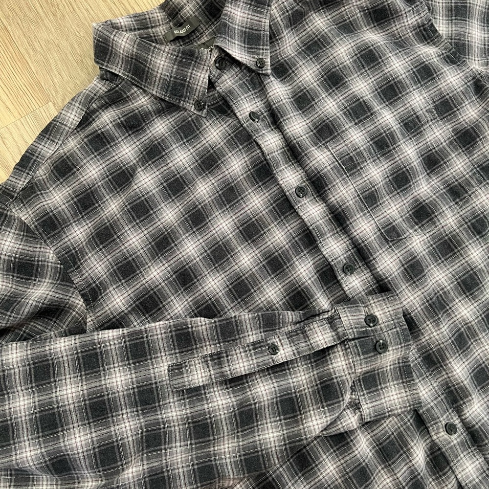 Eddie Bauer Relaxed Fit Plaid Button Up Shirt Mens LT